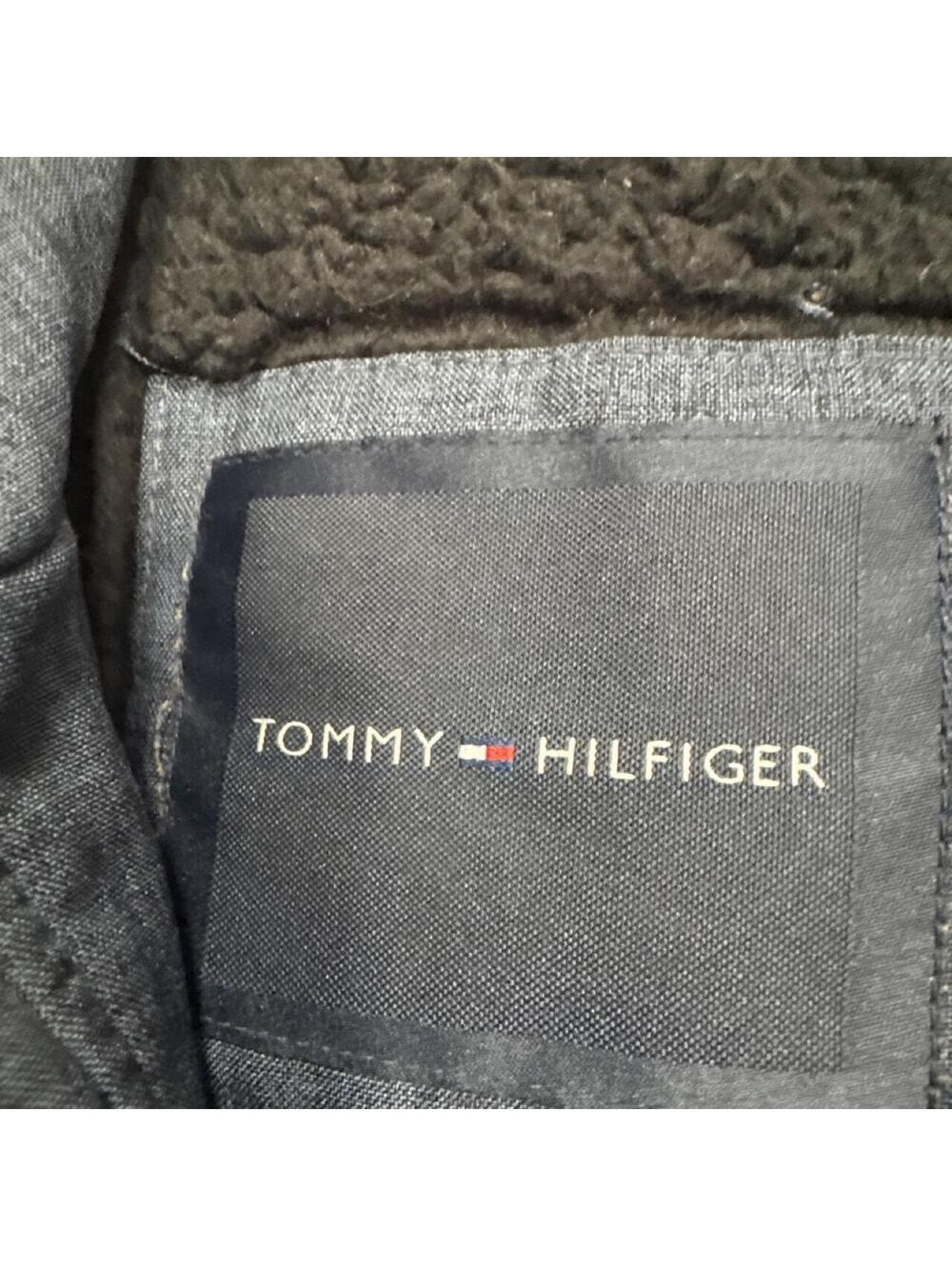 Tommy Hilfiger Men's Navy and Blue Jacket